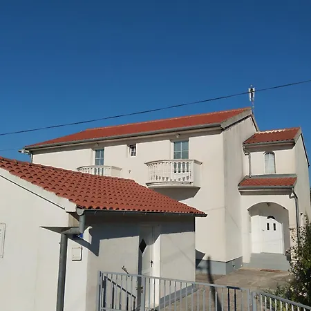 Appartement Antonija