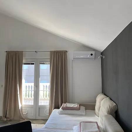 Appartement Antonija *
